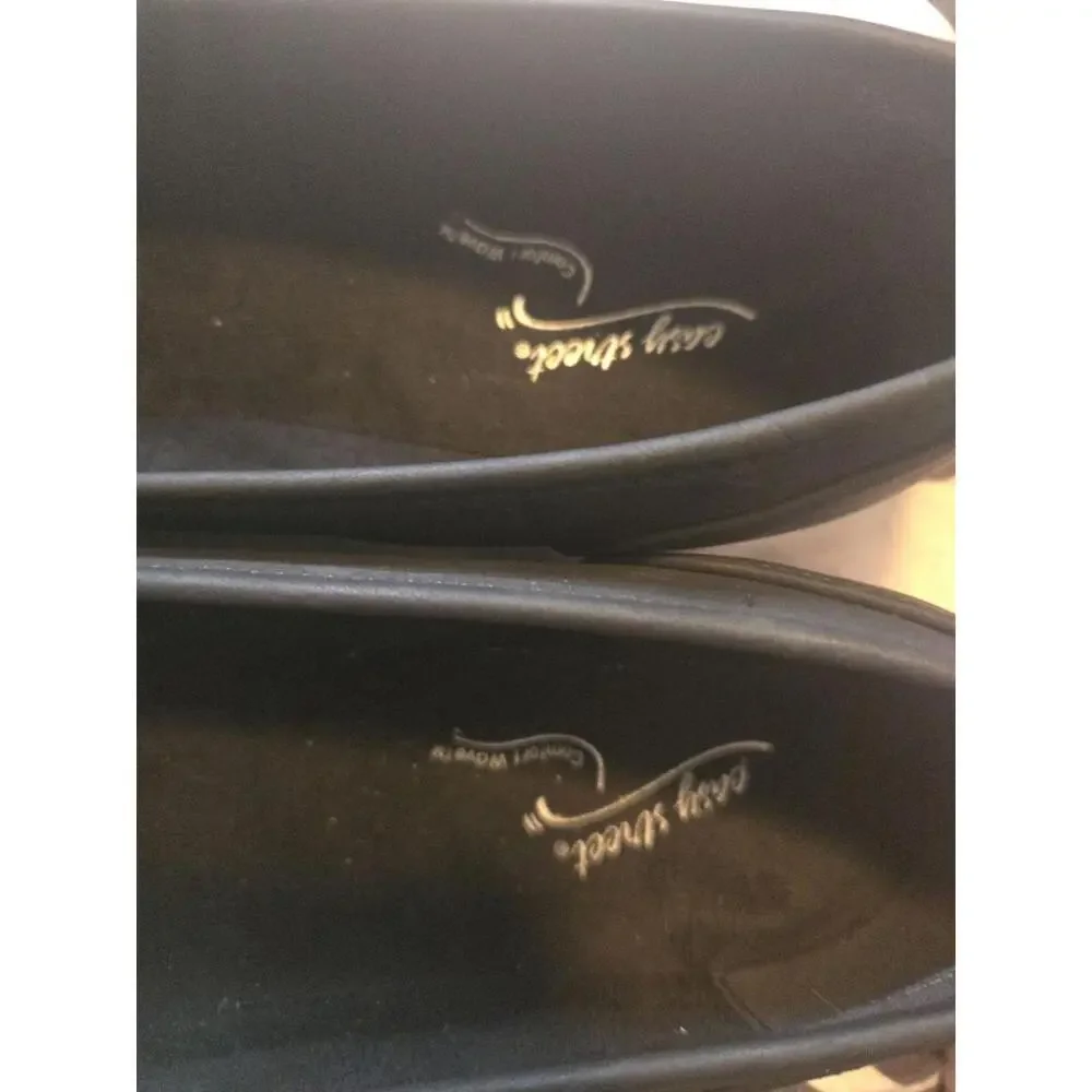 NWT Easy Street Black Snakeskin Texture Comfort Loafers 7 1/2 W - Picture 2 of 5